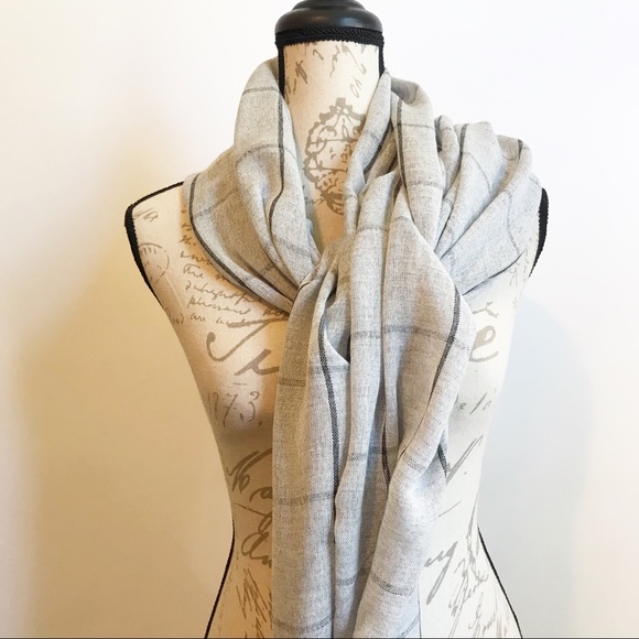Zighilli Italian Gray Plaid Viscose Linen Scarf - Picture 8 of 11